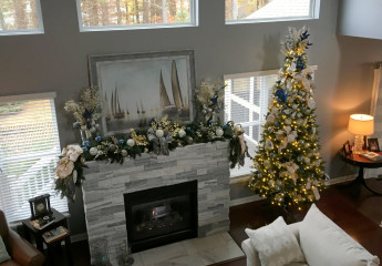 Residential Holiday Decor
